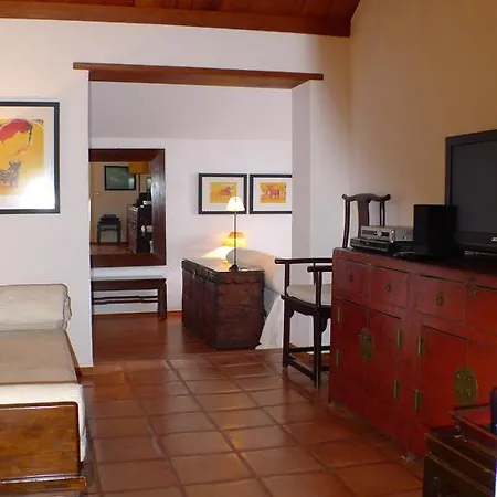 Jardin Y Casa La Verada